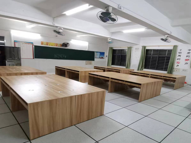 學(xué)校電腦辦公桌 學(xué)校電腦辦公桌